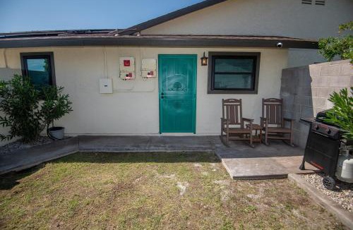 Yuma House | Cozy 1-Bedroom Getaway with All the Essentials