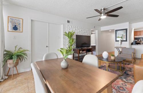 South Scottsdale House | Cozy 2br Condo W Pool Near Old Town