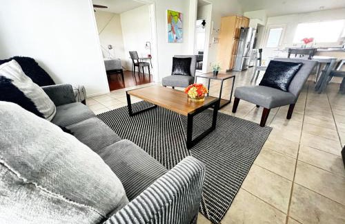 Provinces Master Community House | Cozy 3 Bedrooms Town home in Chandler with community pool