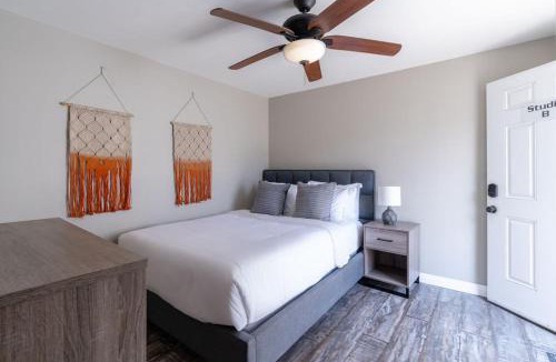 North Pacific Beach House | Cozy Beachside Studio