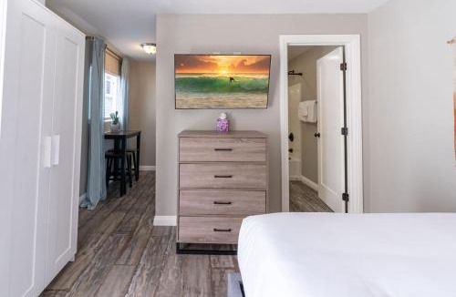 North Pacific Beach House | Cozy Beachside Studio