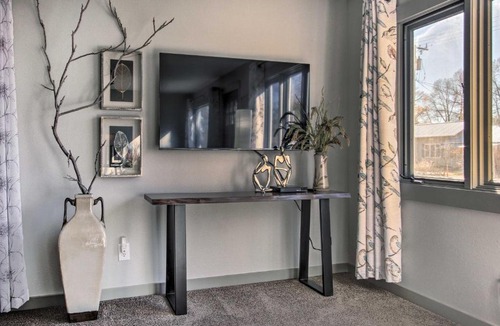 Bynum House | Cozy Choteau Home w/Fire Pit, Grill, Yard!