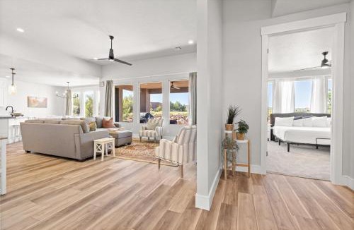 Hurricane House | Cozy Clubhouse at Sand Hollow Resort