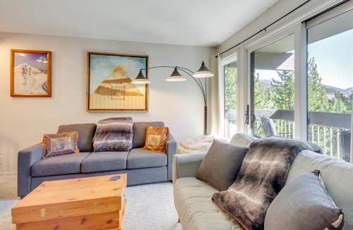 Big Sky House | Cozy Condo w/Balcony - Near Big Sky Resort!