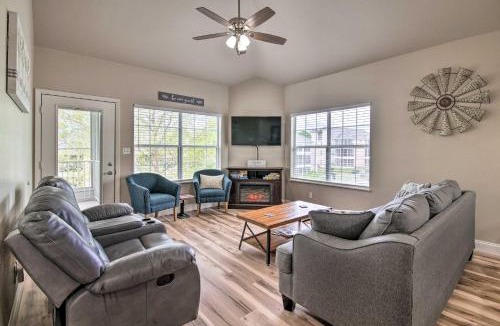 Table Rock House | Cozy + Deluxe Branson Condo w/Covered Balcony