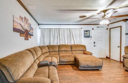 Amarillo House | Cozy Home w/Fire Pit: Drive to Palo Duro Canyon!