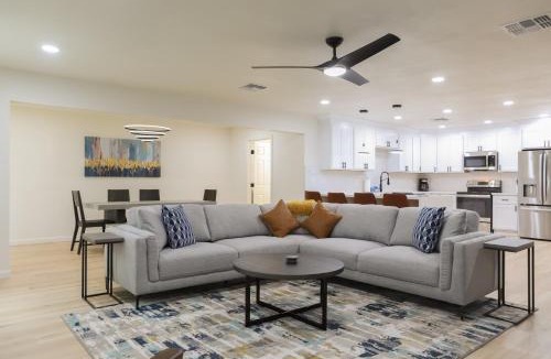 Fountain Hills House | Cozy house w putting green mtn views BBQ
