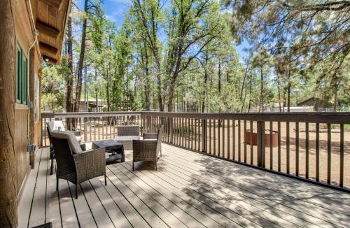 Show Low House | Cozy Log Cabin on 1/2 Acre in Lakeside!