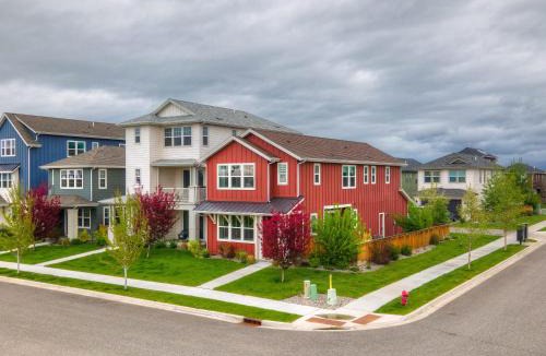 Bozeman House | Cozy Montana Getaway Near Bozeman & Yellowstone