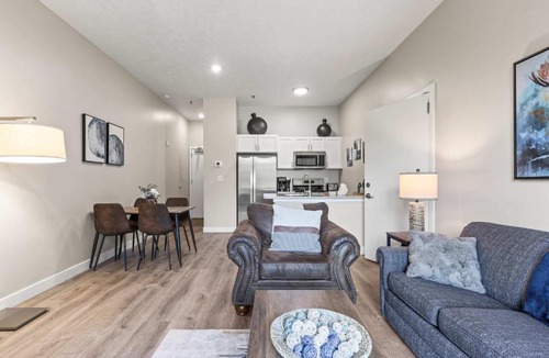Park City House | Cozy Mountain Retreat - 1BR Condo with 2 Full Baths Near Jordanelle & Park City