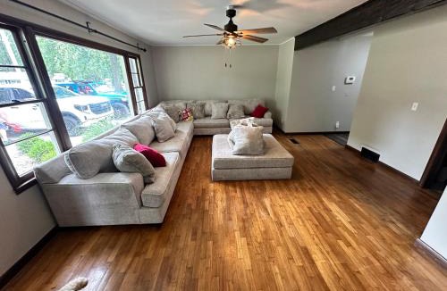 Lawrence House | Cozy on Campus