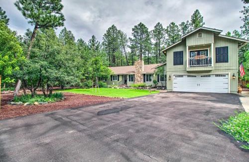 Pinetop House | Cozy Pinetop Retreat w/Yard & Heated Gazebo!