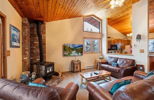 Whitefish House | Cozy Ski-In Ski-Out Big Mountain Condo