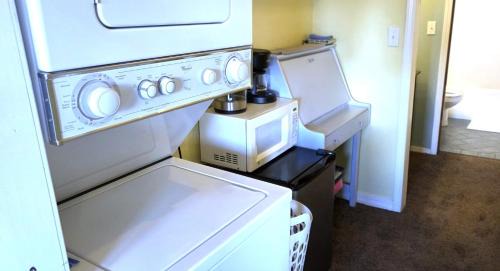 Page Apartment | Cozy Space, View, Balcony, Coffee Bar, WD