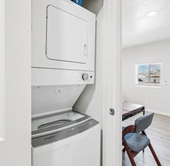 Tempe Apartment | Cozy Studio Retreat with Private Bath & Kitchenette