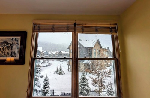 River Run Condo | Cozy Summer Retreat – Views, Hot Tub & River Run