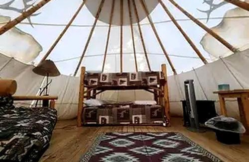 Granite County House | Cozy Tipi with Bunk Bed and Resort Amenities near Hall, Montana