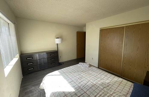 Chinatown Apartment | cozy two bedroom 1.5 bathroom close strip