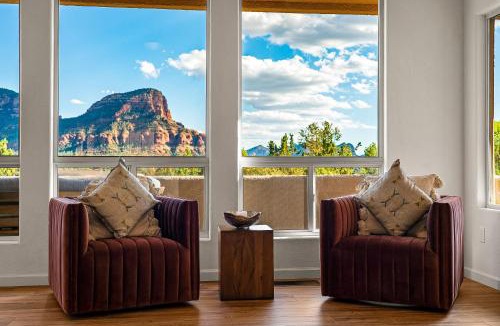 Sedona House | Craigmont Retreat Awe Red Rocks Views Exquisite Decor Above Tlaquepaque