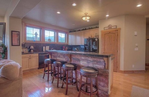 Vista Point Condo | Creekside Breckenridge Gem: Hot Tub and Fire Pit