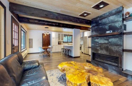 Cle Elum House | Creekside Cabin