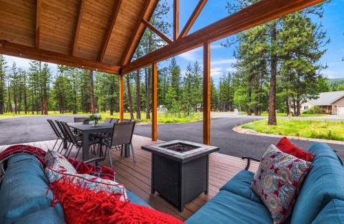 Ronald House | Crimson Cabin