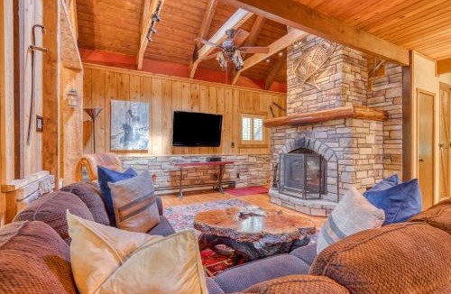 Welches House | Crimson & Stone