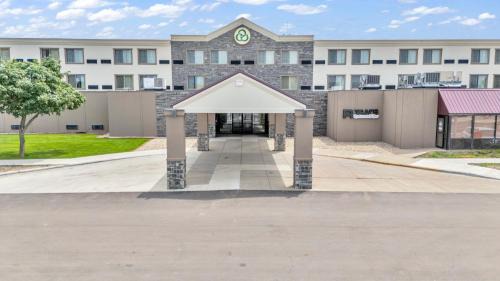 Huron Hotel | Crossroads Hotel and Huron Event Center