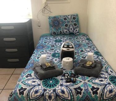 Mount Helix Apartment | Crown Inn & Suites