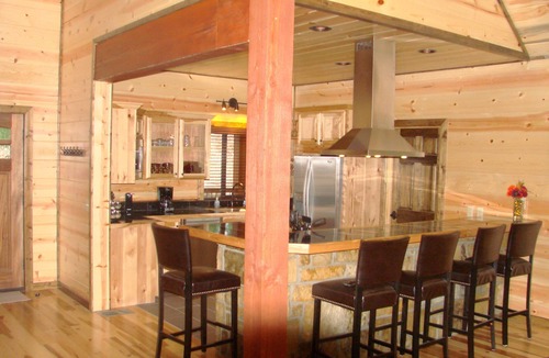 Broken Bow Cabin | Crystal Ridge, Wet Spa, Pool Table, Arcade Game, Hot Tub, Wood-burning Fireplace