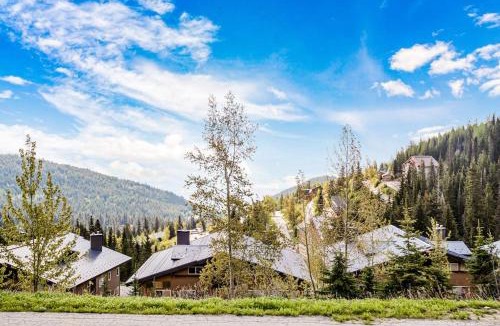 Sandpoint House | Crystal Run