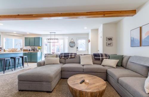 Fraser House | Cute modern 2 bed retreat, a perfect basecamp