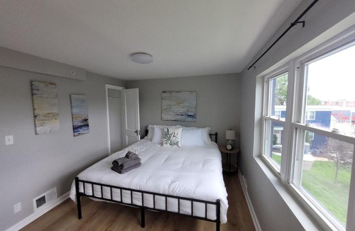 Joslyn Castle Apartment | Davenport Dwellings 2 Bd by UNMC