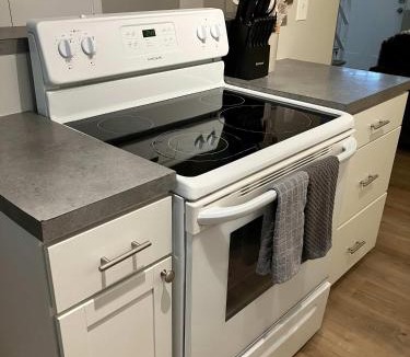 Joslyn Castle Apartment | Davenport Dwellings Midtown Convenience