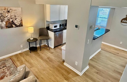 Joslyn Castle Apartment | Davenport Dwellings-Midtown 3Bed