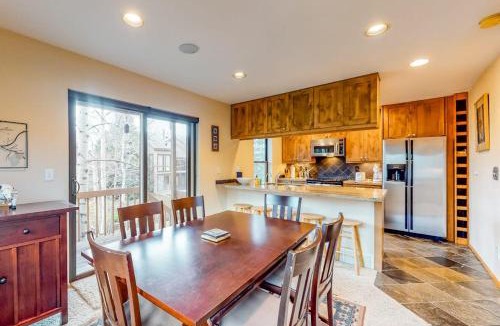 Frisco House | Dawn's Cabin