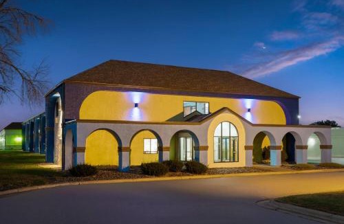 Austin Hotel | Days Inn by Wyndham Austin