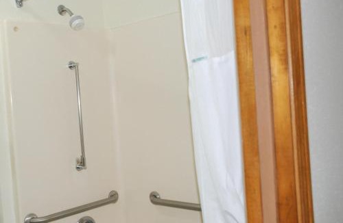 Dyersburg Hotel | Days Inn by Wyndham Dyersburg