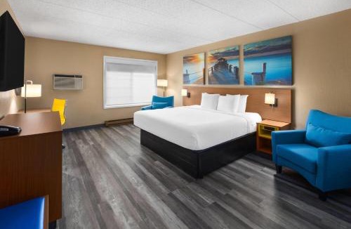 Pierre Hotel | Days Inn by Wyndham Pierre