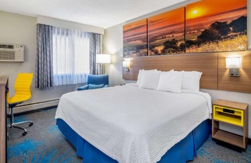 Renner Hotel | Days Inn by Wyndham Sioux Falls Airport