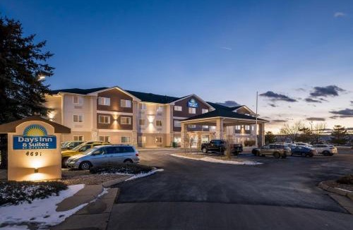 Castle Rock Hotel | Days Inn & Suites by Wyndham Castle Rock