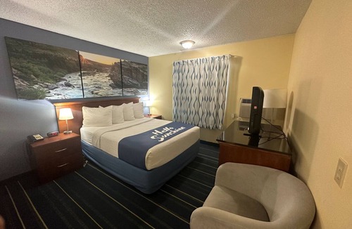 Gunnison Hotel | Days Inn & Suites by Wyndham Gunnison