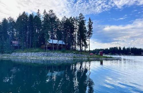 Bigfork House | Deer Island