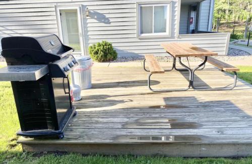 Lake Delton House | Dells Paradise At Lighthouse Cove Condominiums