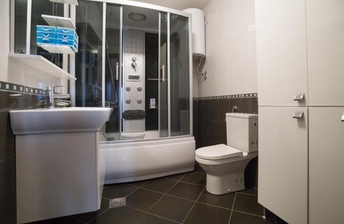 Podgorica House | Delta City Rooms