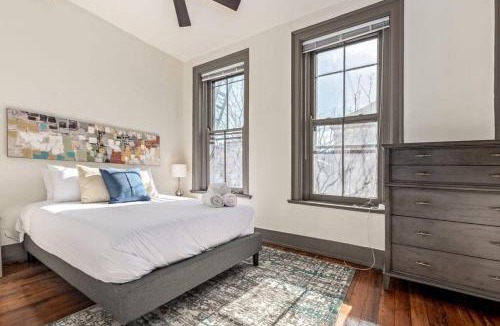 Over-the-Rhine House | Deluxe 5-bedroom Walk everywhere in Over the Rhine