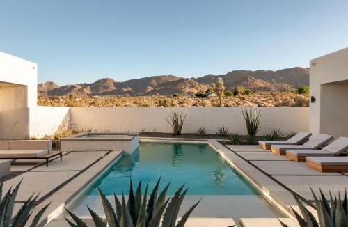 Joshua Tree House | Desert Dawn by Fieldtrip - Iconic Design w Pool and Spa