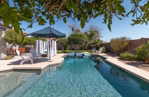 Signal Heights House | Desert Oasis 4BD 3BA, Lux Resort Pool in Mesa, AZ