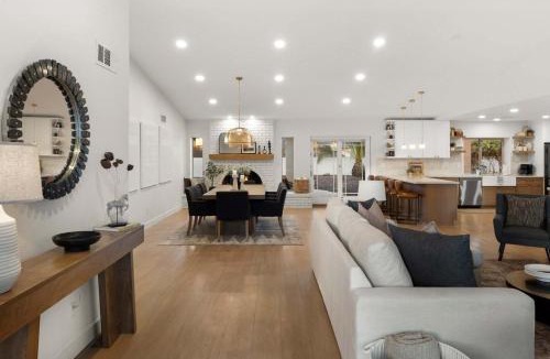 Paradise Valley Village House | Desert Serenity - Pool Retreat by Phoenix Hiking Preserve