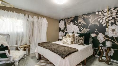Camelback East House | Designer Condo Midtown Phoenix